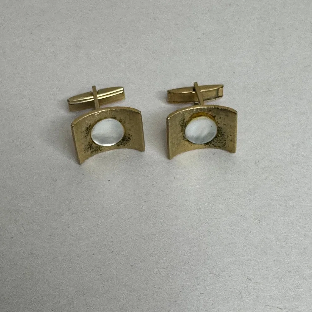 Vintage Gold-Tone Curved Rectangle Mother of Pearl Inlay Cufflinks Mid Century